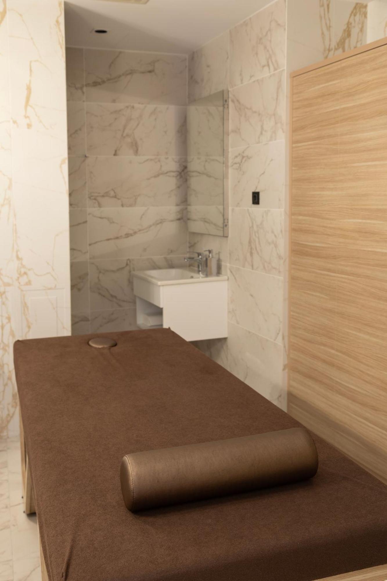 Hallmark Hotel & Spa Estambul Exterior foto